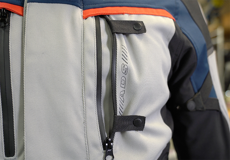 Bering Freeway jacket venting